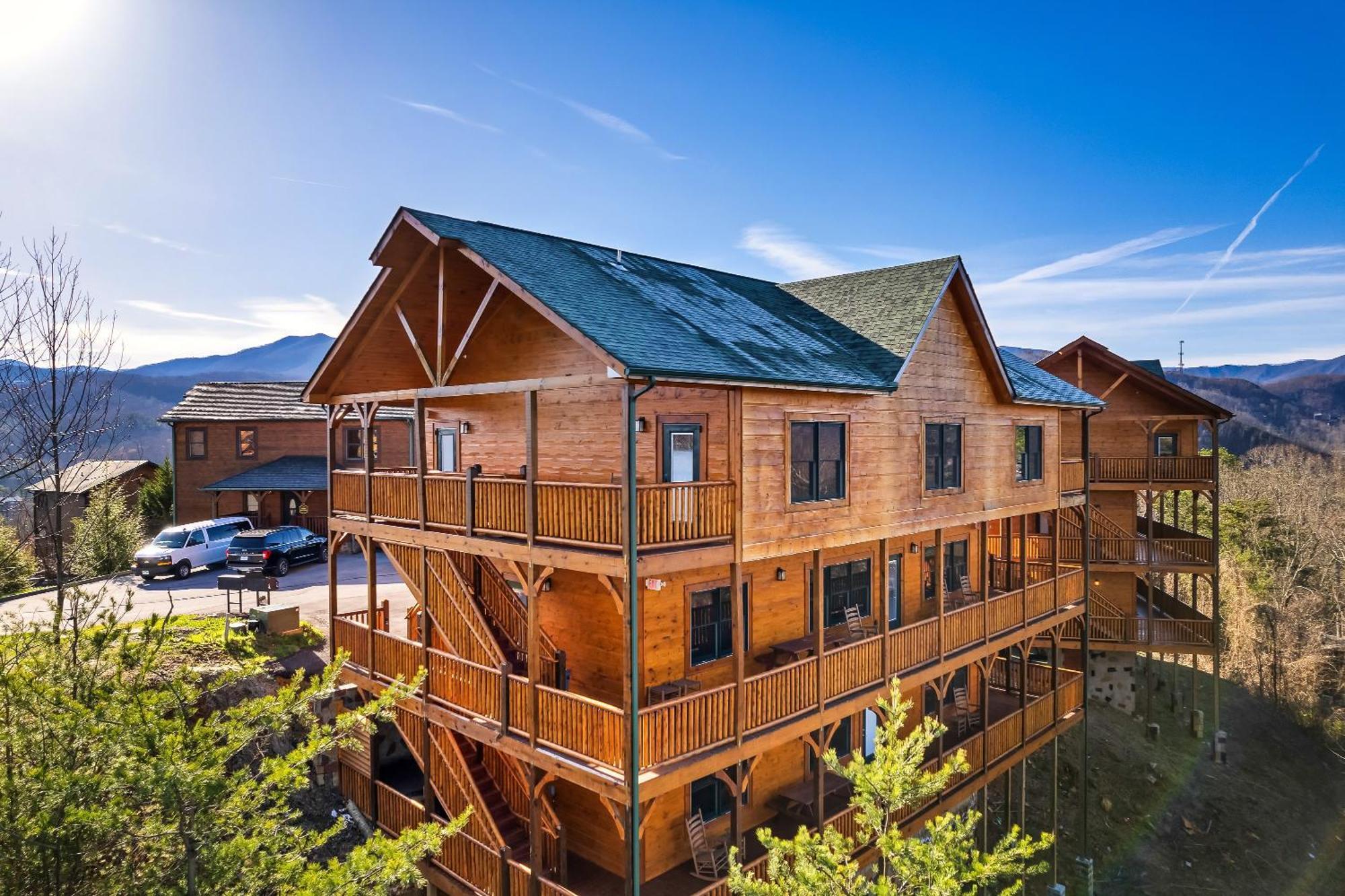 Full Equipped Cabin With A Pool And Game Room Smokies Views Gatlinburg Εξωτερικό φωτογραφία