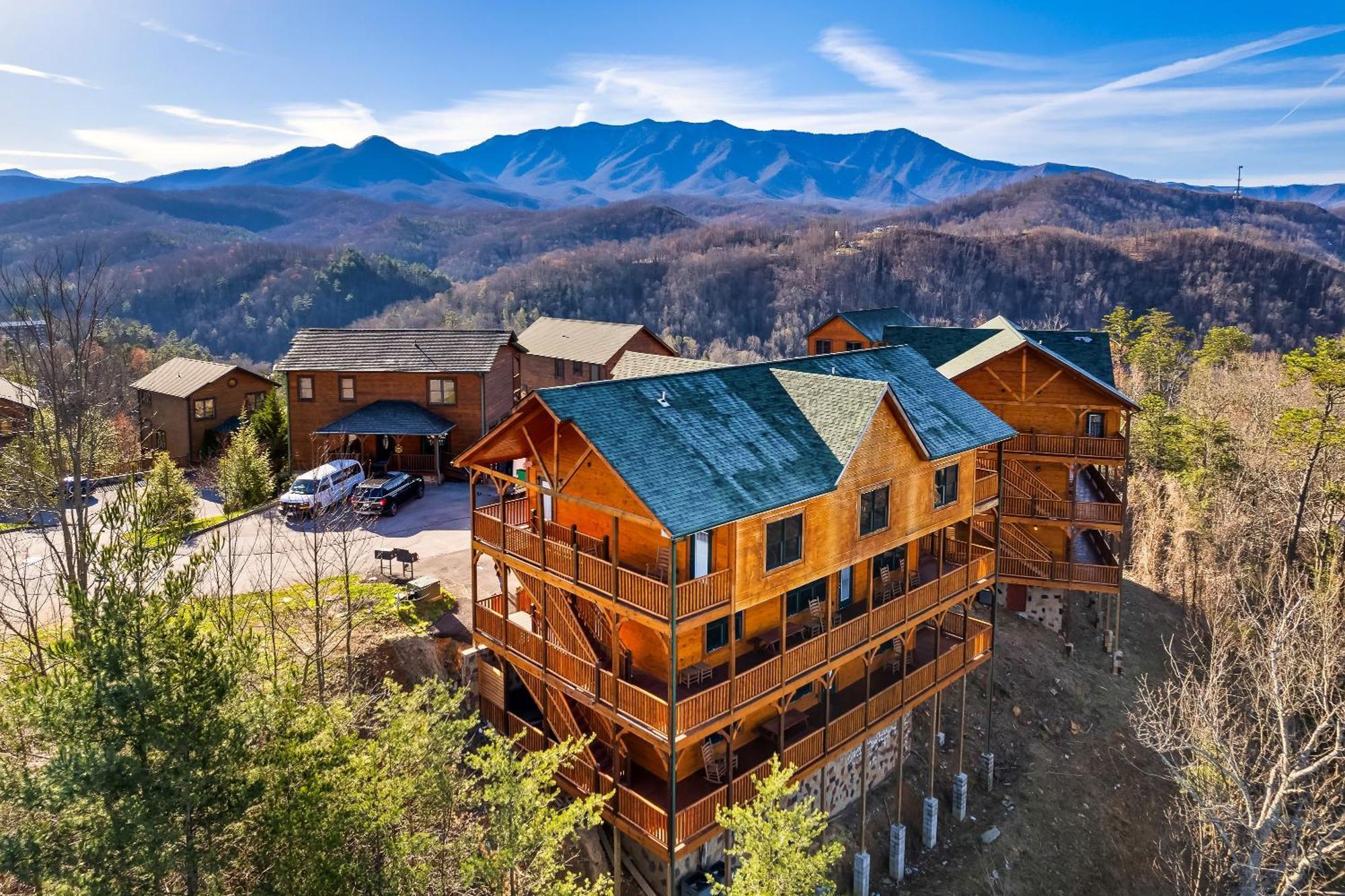 Full Equipped Cabin With A Pool And Game Room Smokies Views Gatlinburg Εξωτερικό φωτογραφία