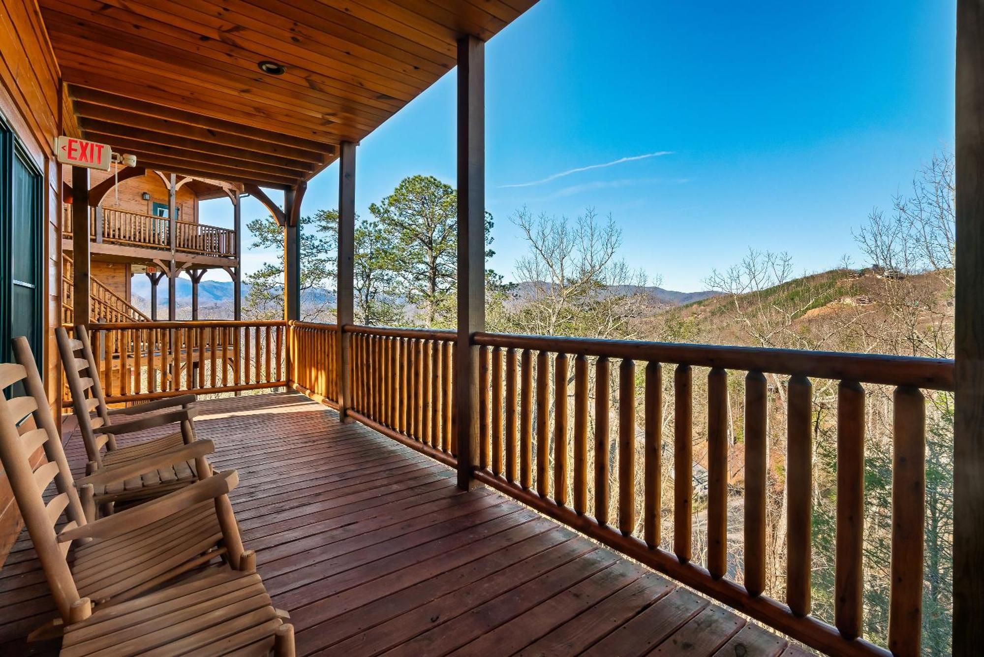 Full Equipped Cabin With A Pool And Game Room Smokies Views Gatlinburg Εξωτερικό φωτογραφία