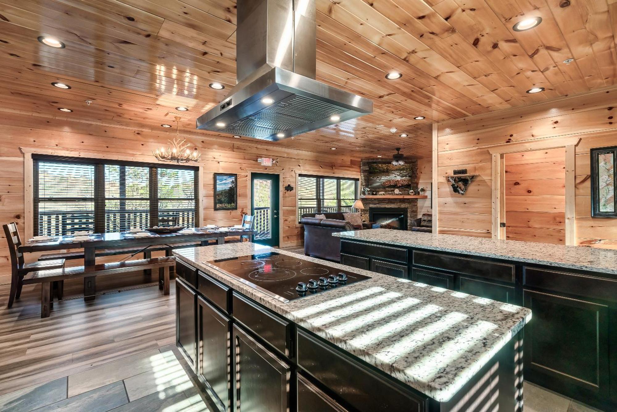 Full Equipped Cabin With A Pool And Game Room Smokies Views Gatlinburg Εξωτερικό φωτογραφία